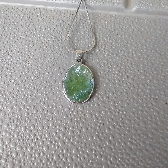 Women's Christian Catholic religious necklace. - Picture 4 of 4